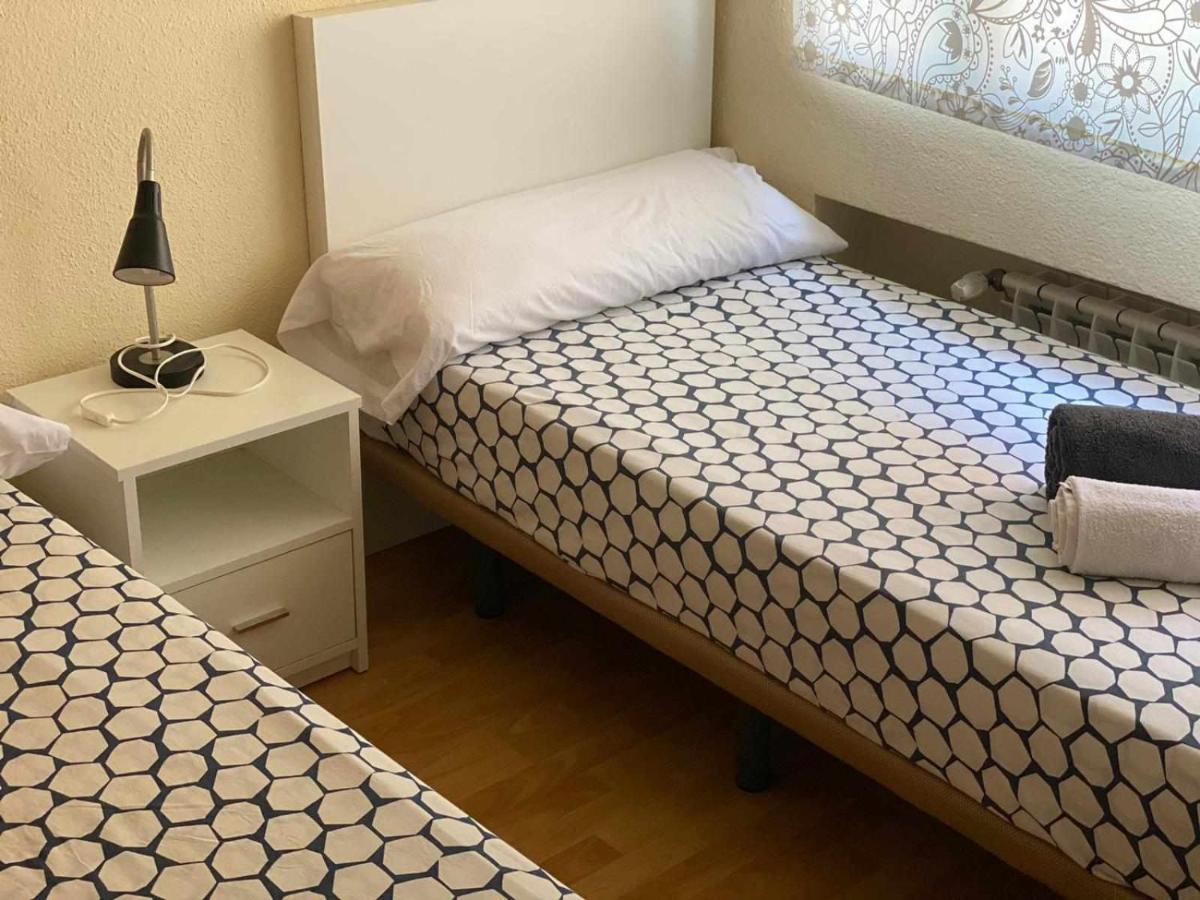 Residencia 12 Octubre Bed and Breakfast Μαδρίτη Εξωτερικό φωτογραφία