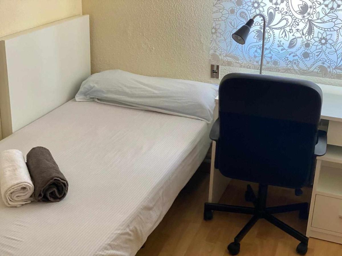 Residencia 12 Octubre Bed and Breakfast Μαδρίτη Εξωτερικό φωτογραφία