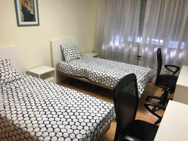 Residencia 12 Octubre Bed and Breakfast Μαδρίτη Εξωτερικό φωτογραφία